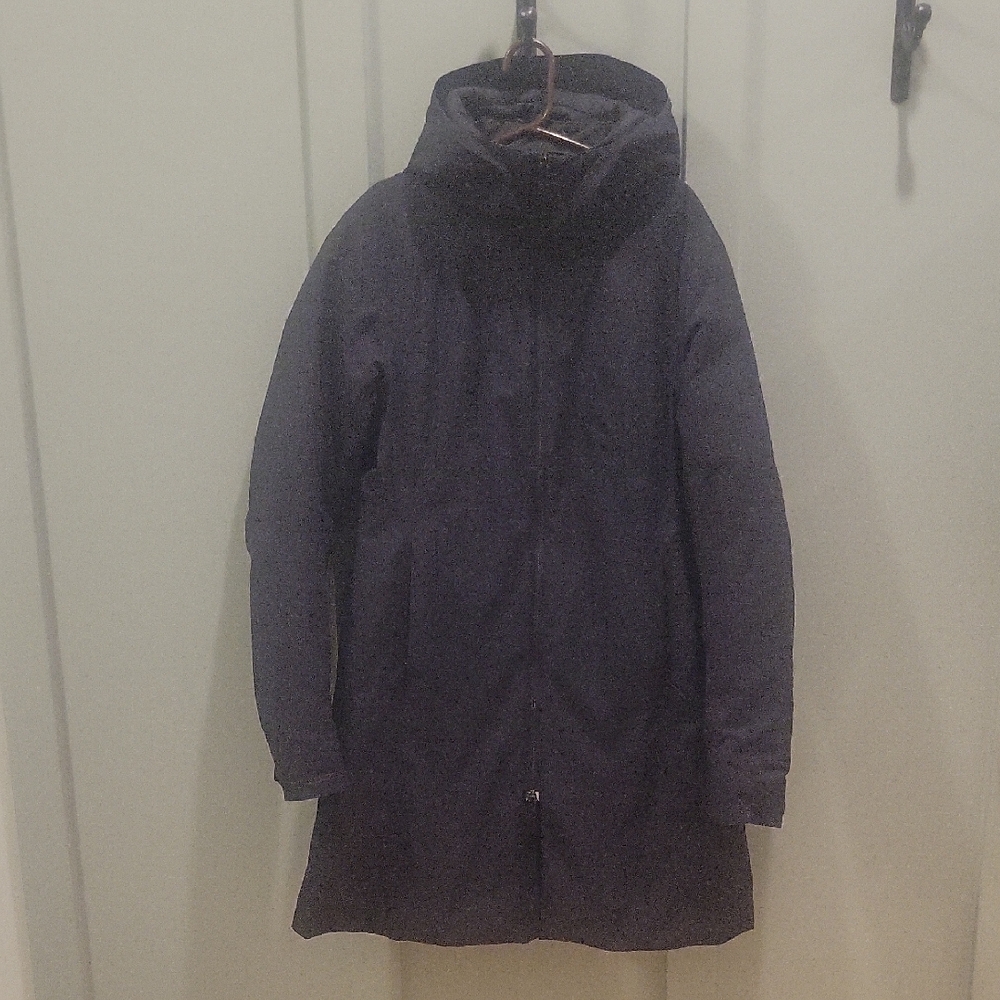 Arc'teryx Women's Dark Gray Hooded Ski Jacket